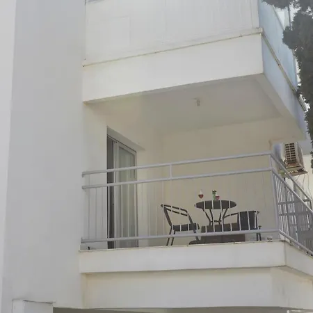 Napa Nest * איה נאפה